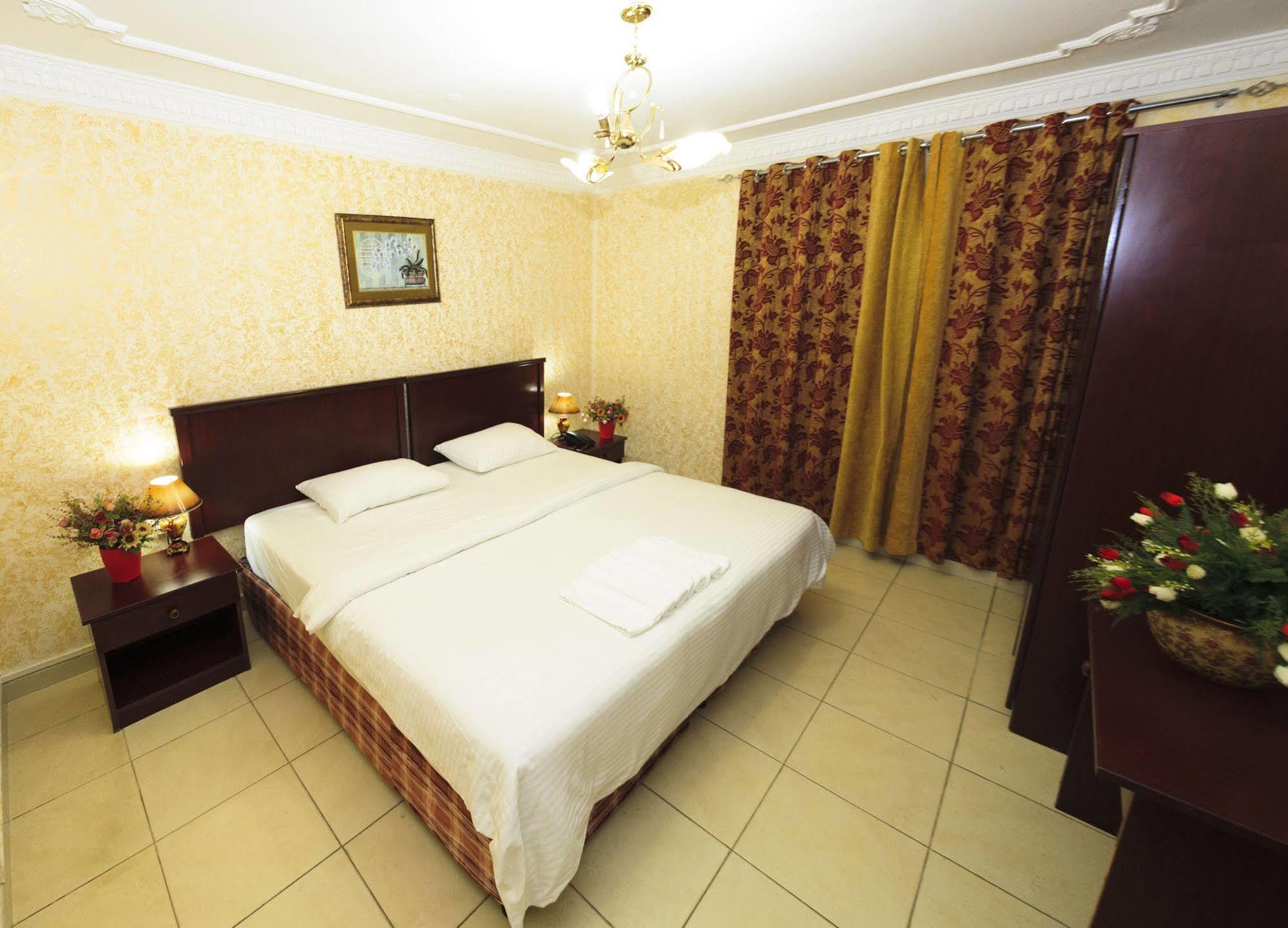 Gulf Hotel Apartment الخليج للشقق الفندقية マスカット エクステリア 写真