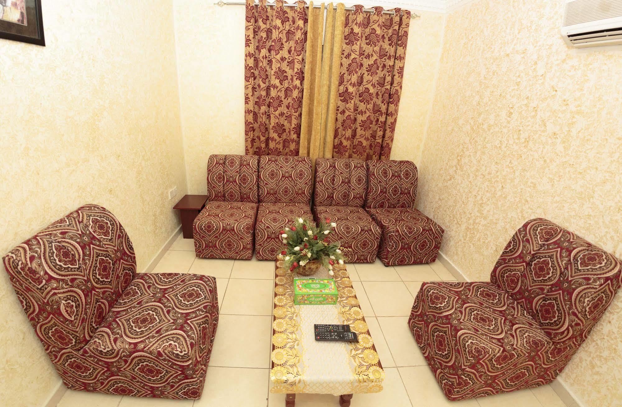 Gulf Hotel Apartment الخليج للشقق الفندقية マスカット エクステリア 写真