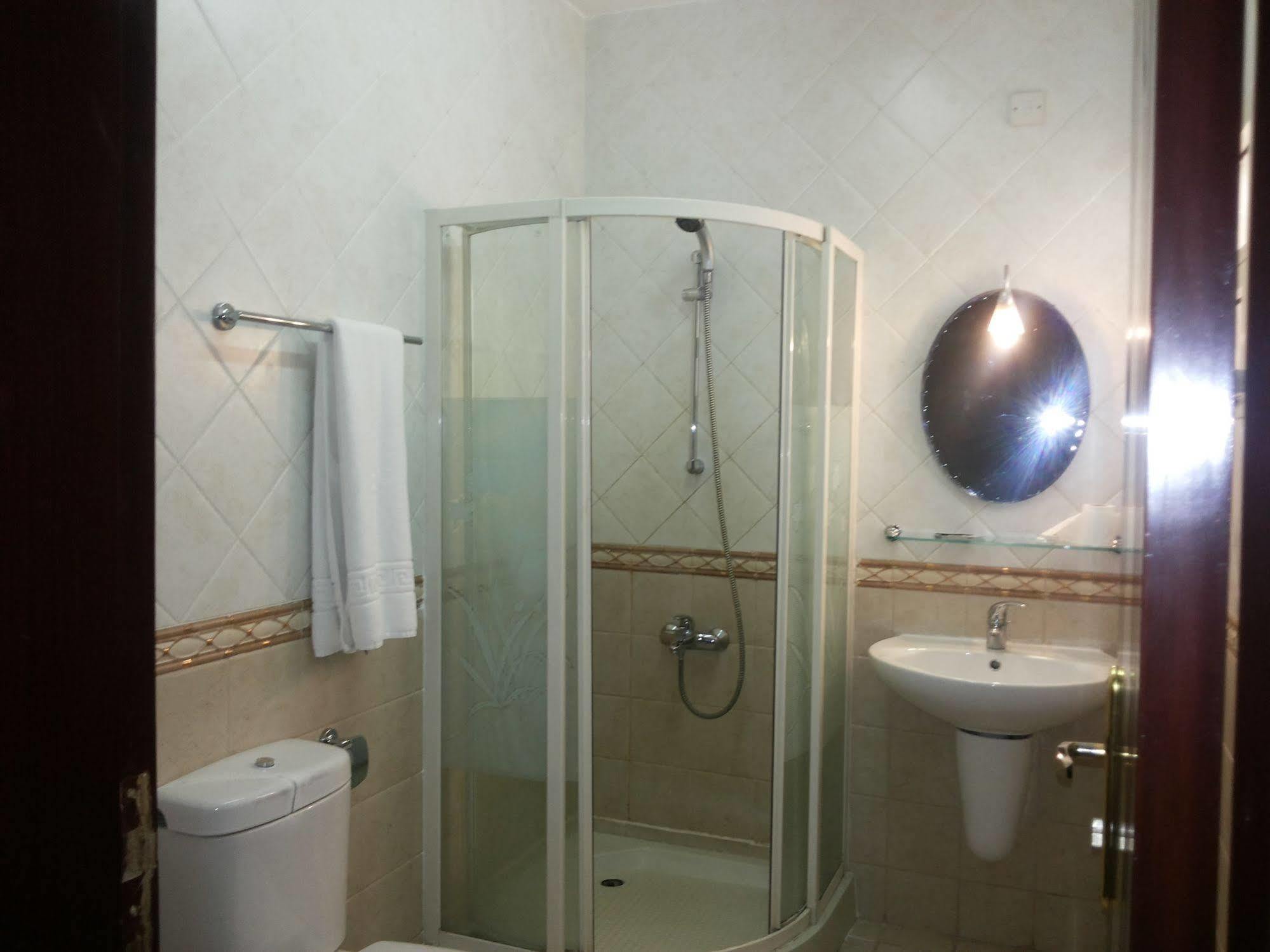 Gulf Hotel Apartment الخليج للشقق الفندقية マスカット エクステリア 写真