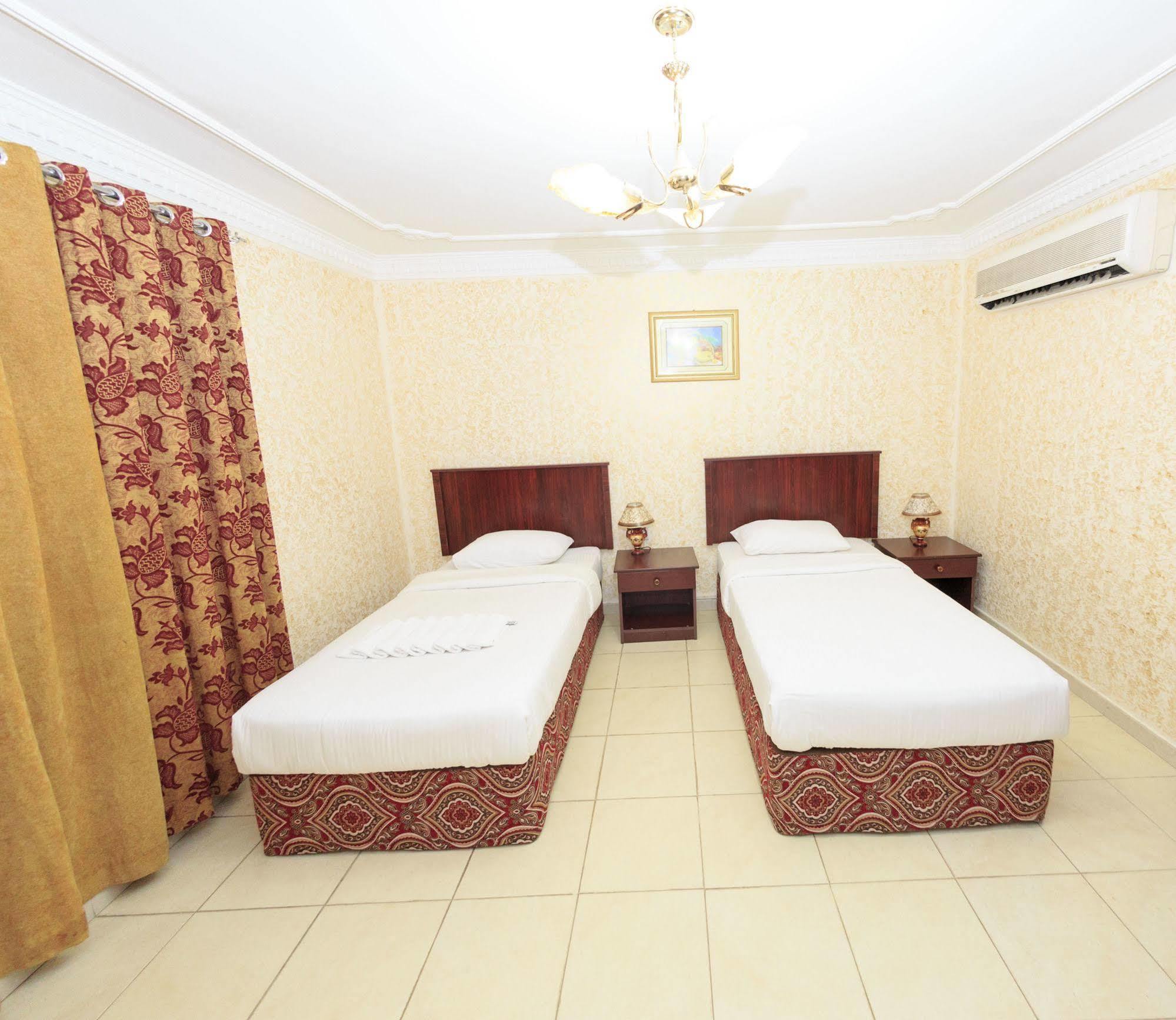 Gulf Hotel Apartment الخليج للشقق الفندقية マスカット エクステリア 写真