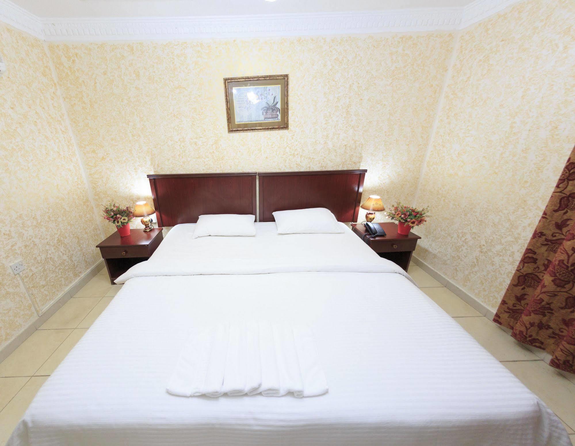 Gulf Hotel Apartment الخليج للشقق الفندقية マスカット エクステリア 写真
