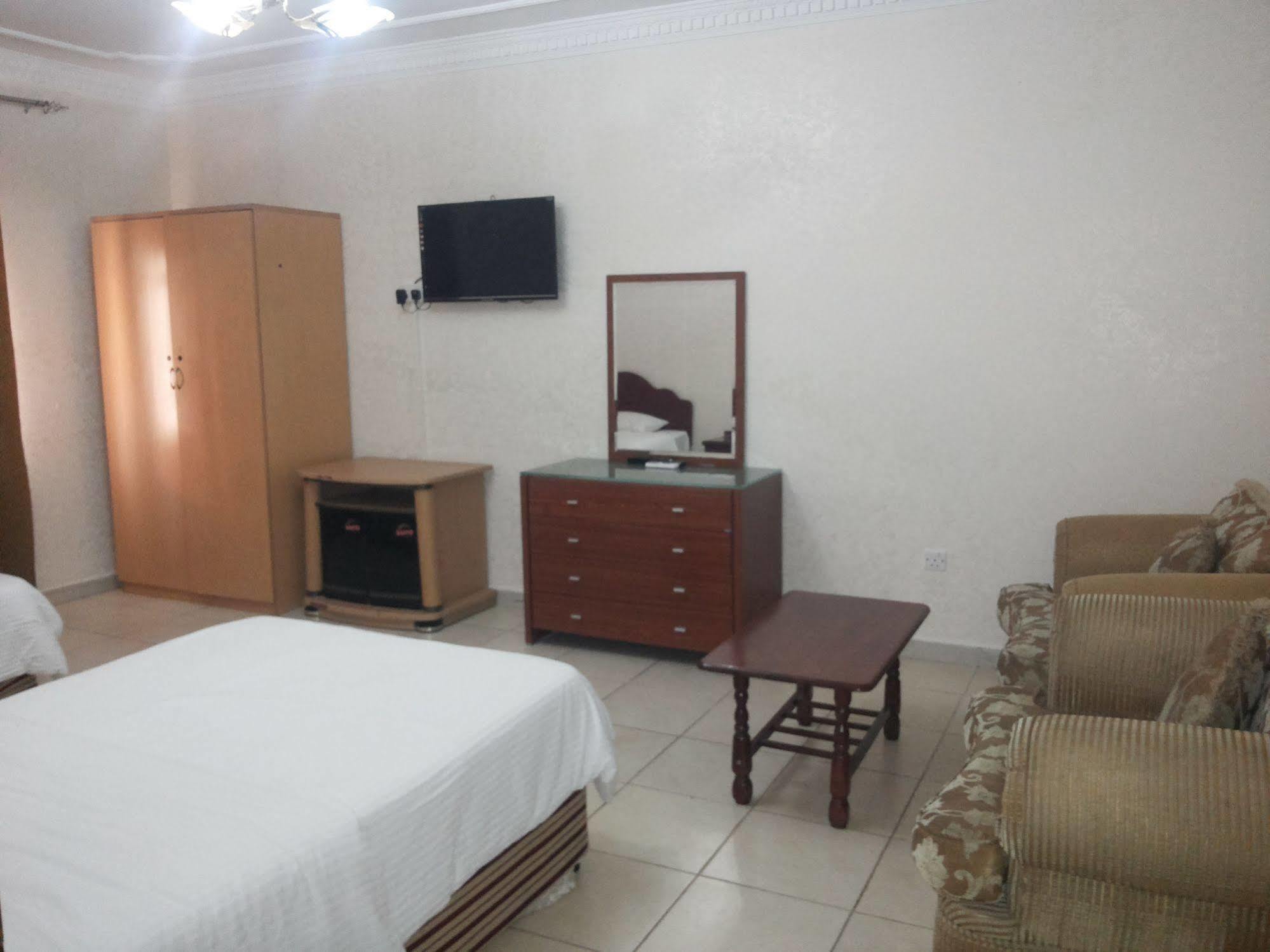 Gulf Hotel Apartment الخليج للشقق الفندقية マスカット エクステリア 写真