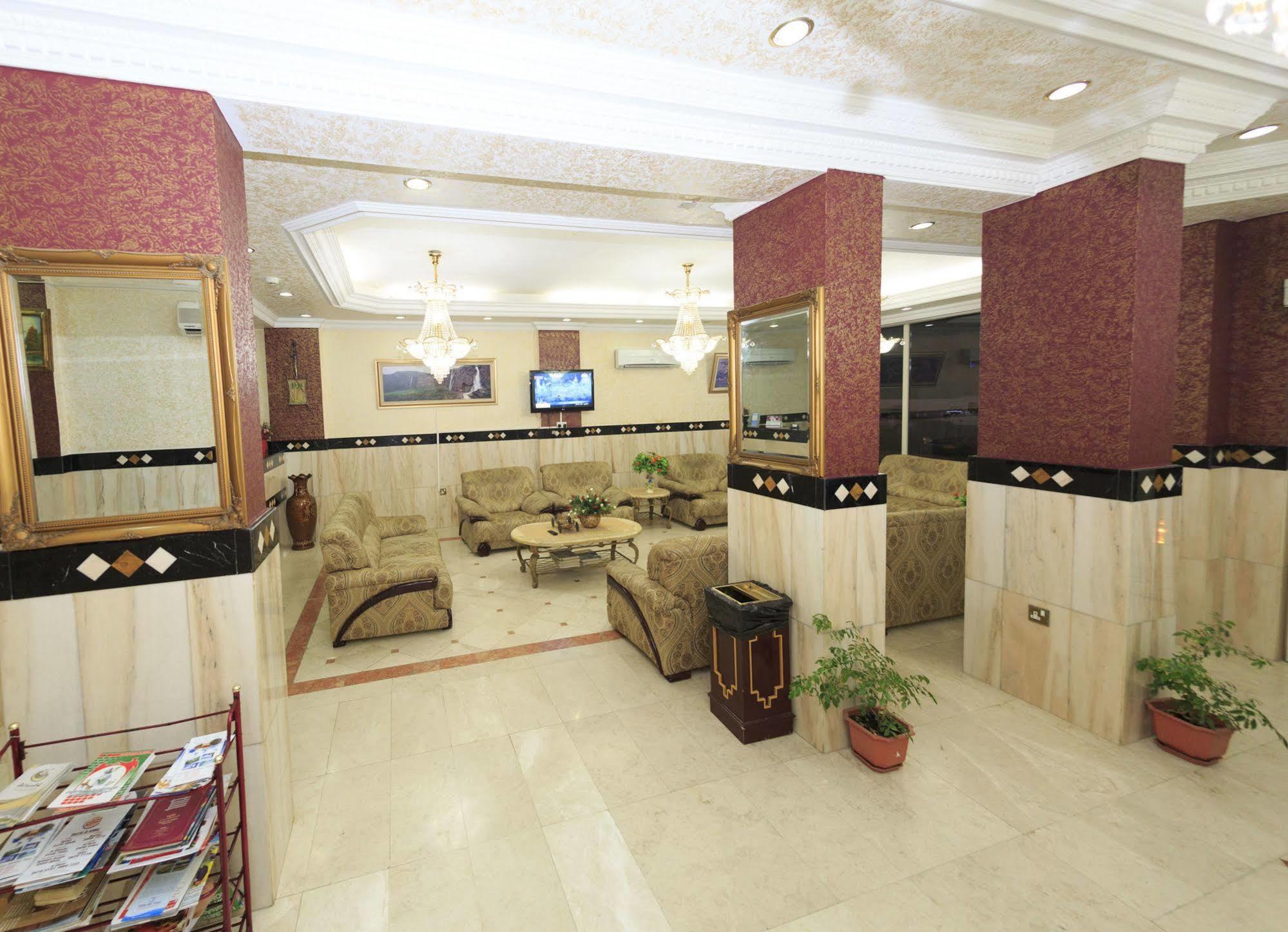 Gulf Hotel Apartment الخليج للشقق الفندقية マスカット エクステリア 写真